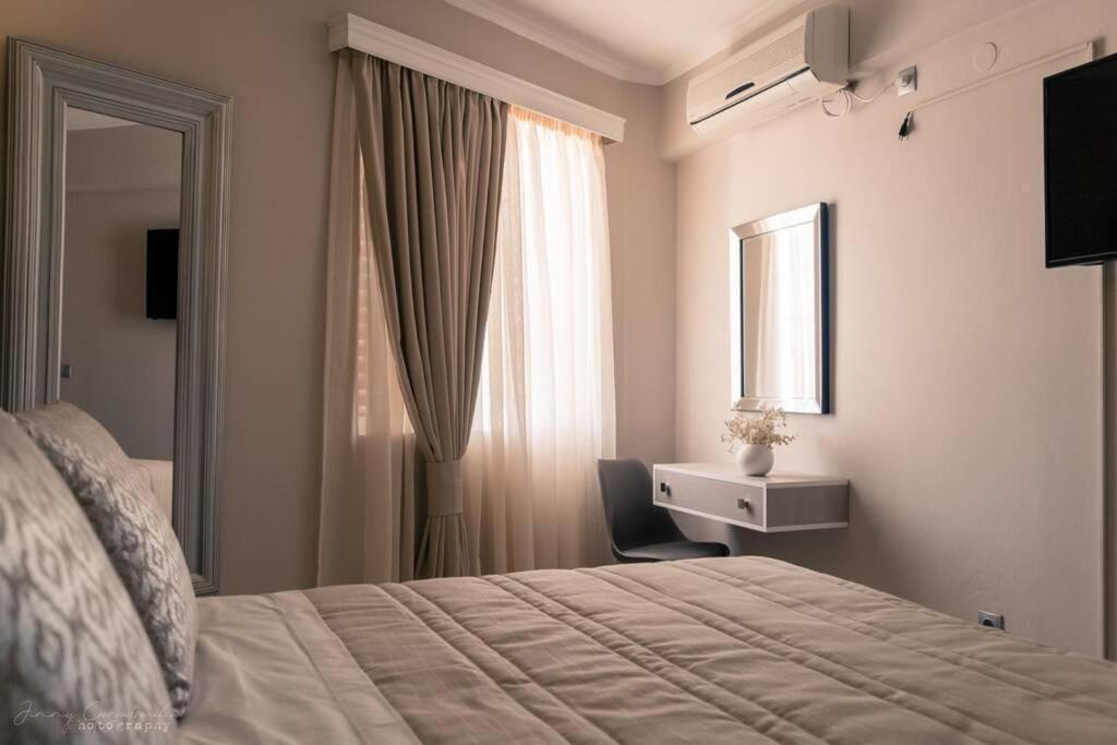 Remvi Deluxe Apartment 104 With Sea View Karpathos Bagian luar foto