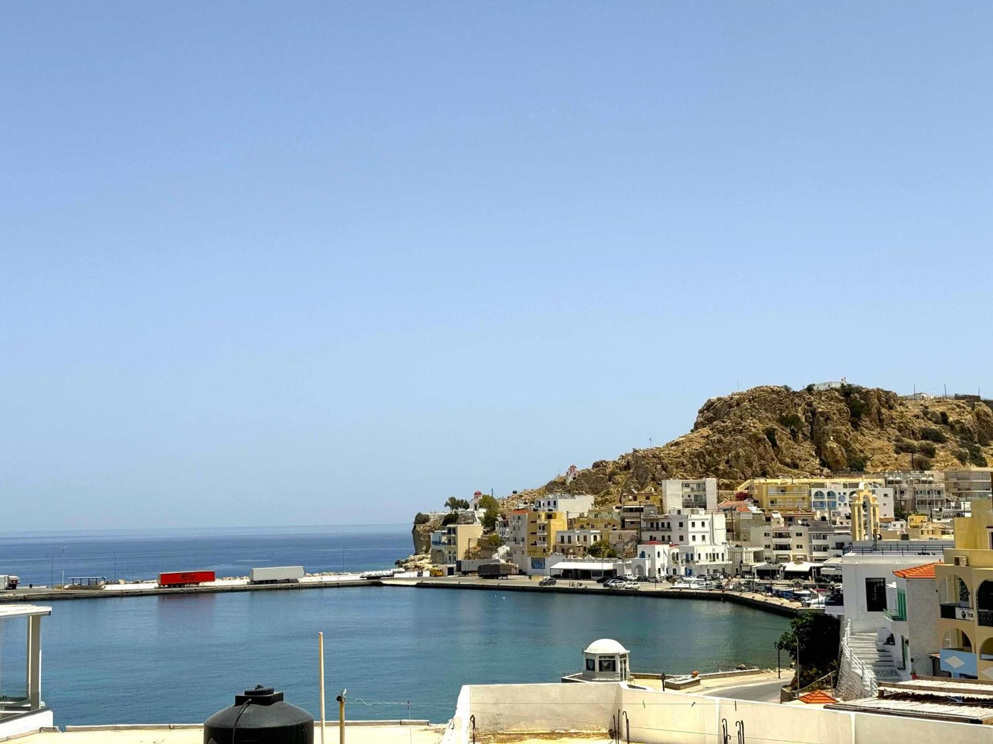 Remvi Deluxe Apartment 104 With Sea View Karpathos Bagian luar foto